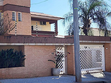 Casa Alto Padr�o � Venda